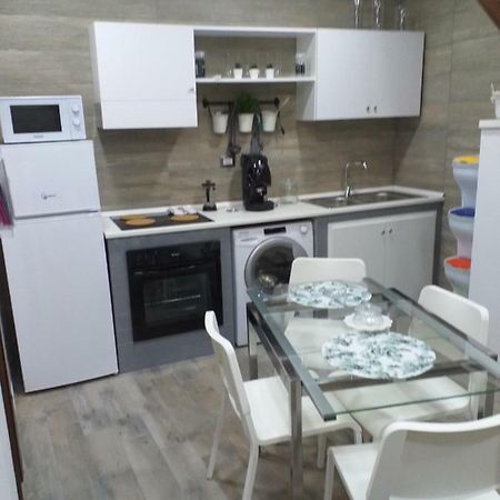 Sasy Jr House Via San Mattia 72 Apartment Naples Luaran gambar
