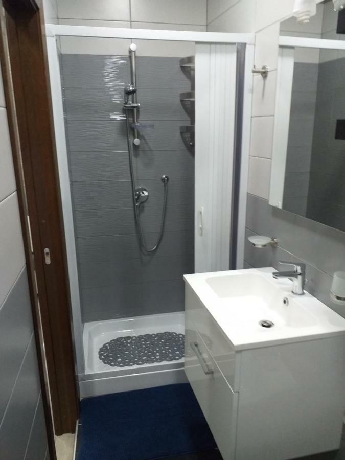 Sasy Jr House Via San Mattia 72 Apartment Naples Luaran gambar